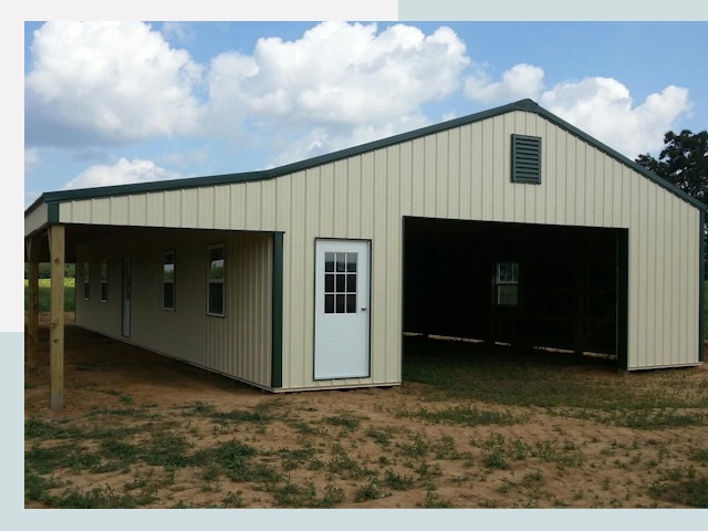 Строительство конюшен в Дальнереченске