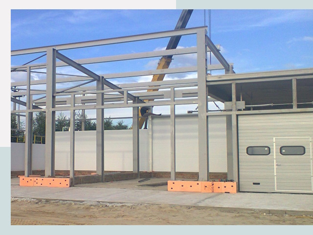 Строительство автосервисов от СтальСтрой-Длн по цене 611 руб.